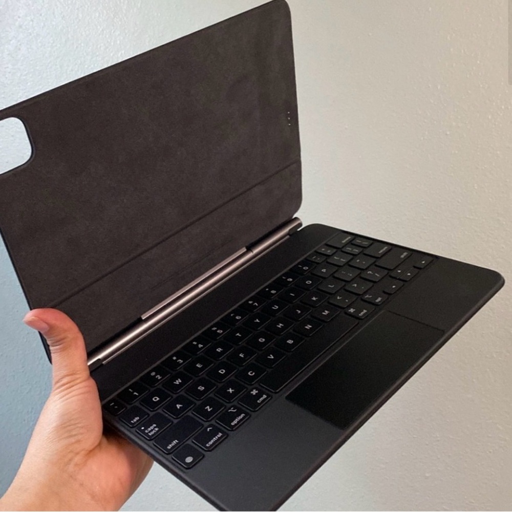 Apple Magic Keyboard for iPad